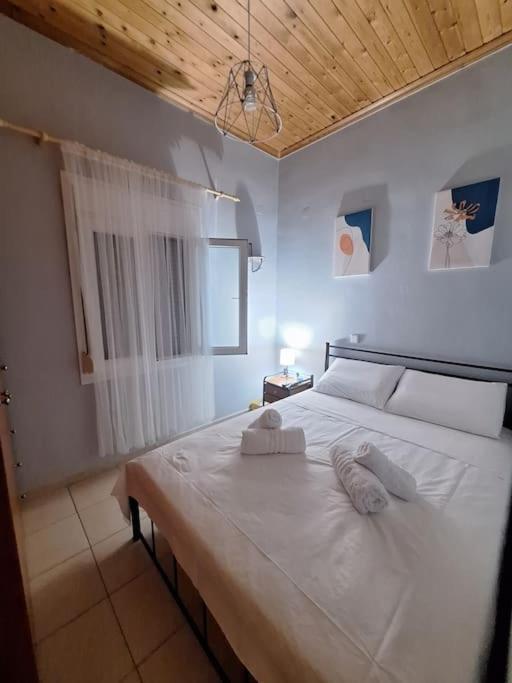 Lovely Guesthouse On The Beach Agia Anna  Exterior foto
